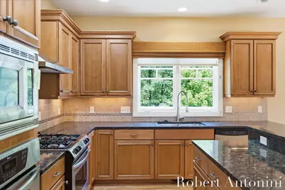 2025 Pine Nook Court NE, Grand Rapids, MI 49525 - Photo 17