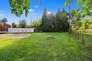 6310 Buckingham Ave, Allen Park, MI 48101 - Photo 23