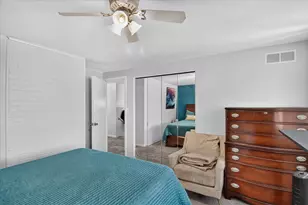 7105 Pebble Park Dr, West Bloomfield, MI 48322 - Photo 35