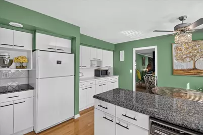 7105 Pebble Park Drive, West Bloomfield, MI 48322 - Photo 21