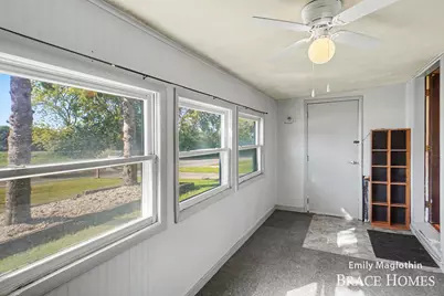 9422 Sparta Avenue NW, Sparta, MI 49345 - Photo 5