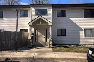 808 Carrier Creek Blvd NE, Grand Rapids, MI 49503 - Photo 21