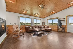 90590 Co Rd 215, Decatur, MI 49045 - Photo 5