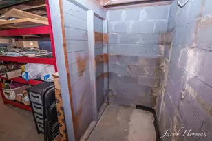 1313 N Jenison Ave, Lansing, MI 48915 - Photo 45