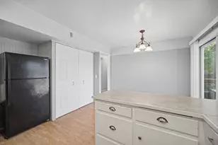 202 W Melody Ave, Portage, MI 49024 - Photo 5