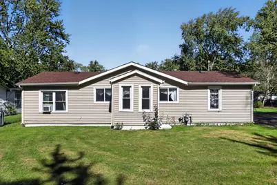 1939 Taube Avenue, Benton Harbor, MI 49022 - Photo 1