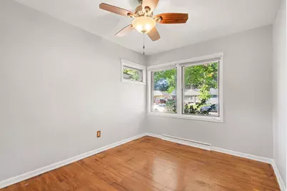 4496 SE Burgis Avenue SE, Kentwood, MI 49508 - Photo 9
