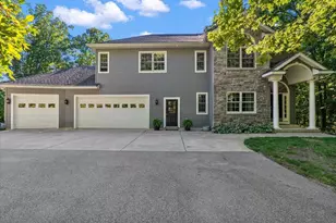 3388 Kayelin Ct, Jenison, MI 49428 - Photo 3