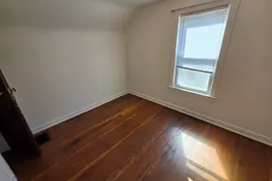1568 S Crown St, Westland, MI 48186 - Photo 29