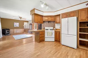 7650 E Lk Dr, Newaygo, MI 49337 - Photo 13