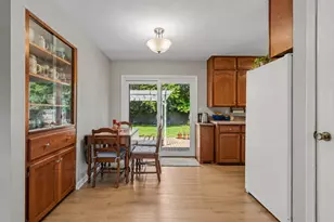 252 Edison Park Ave NW, Grand Rapids, MI 49504 - Photo 7
