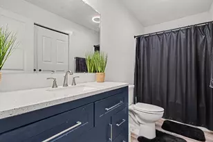 532 W River Rd, Muskegon, MI 49445 - Photo 19