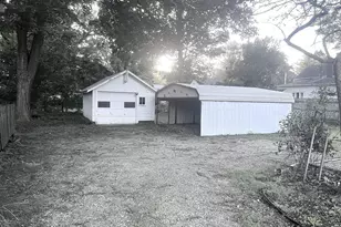 242 Marshall St, Coldwater, MI 49036 - Photo 3