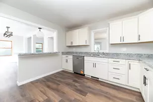 1110 Sycamore St, Niles, MI 49120 - Photo 5