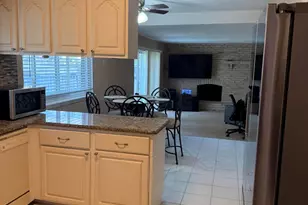 21850 Glenmorra St, Southfield, MI 48076 - Photo 7