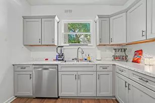 29 Union Ave NE, Grand Rapids, MI 49503 - Photo 9