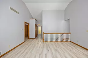 4445 Penny Ln SW, Wyoming, MI 49418 - Photo 9