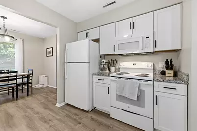 515 W Highland Road #E6, Howell, MI 48843 - Photo 7