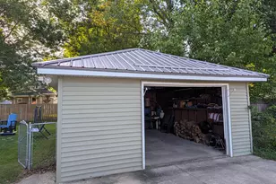 131 N Lincoln St, Bronson, MI 49028 - Photo 37