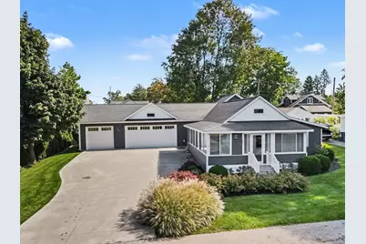 565 Grove Avenue, Holland, MI 49423 - Photo 1