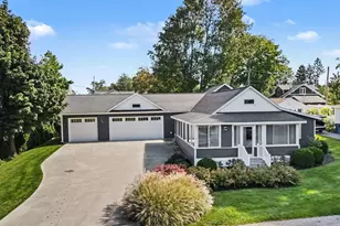 565 Grove Ave, Holland, MI 49423 - Photo 1