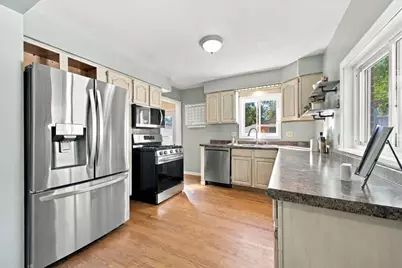 28787 Grandon Avenue, Livonia, MI 48150 - Photo 5