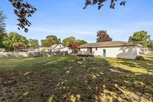 15129 Mitchell St, Grand Haven, MI 49417 - Photo 3