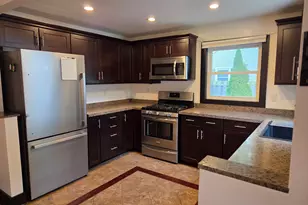 330 Robertson Ave, Battle Creek, MI 49015 - Photo 3