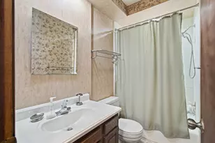 131 Pine Cove Cir, Kalamazoo, MI 49006 - Photo 25