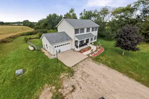 20526 Fox St, Cassopolis, MI 49031 - Photo 1