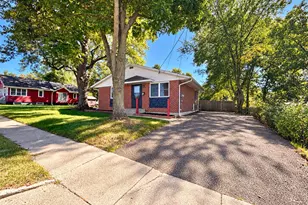 64 Margaret St, Battle Creek, MI 49014 - Photo 1