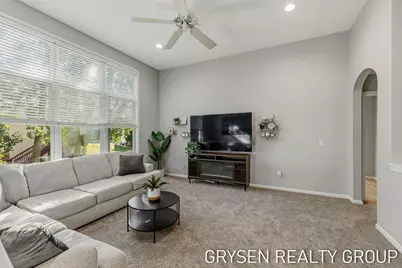 642 Clover Ridge Avenue NW, Grand Rapids, MI 49504 - Photo 15