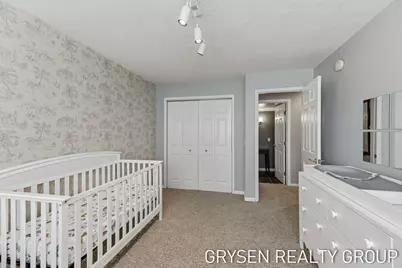 642 Clover Ridge Avenue NW, Grand Rapids, MI 49504 - Photo 29