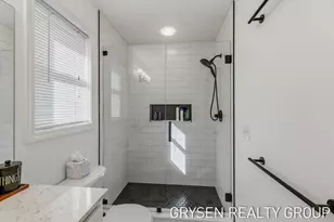 642 Clover Ridge Ave NW, Grand Rapids, MI 49504 - Photo 21