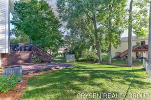 642 Clover Ridge Ave NW, Grand Rapids, MI 49504 - Photo 35