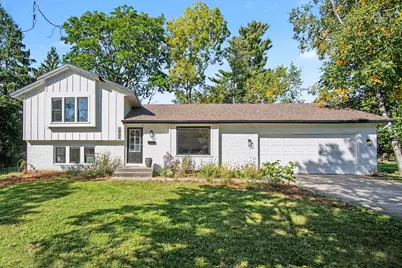 1931 Lonsdale Drive NE, Grand Rapids, MI 49503 - Photo 1