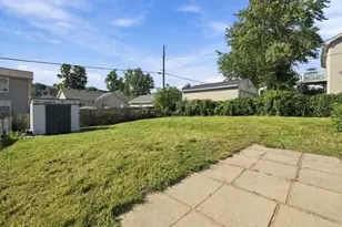 118 Dekalb St, Walled Lake, MI 48390 - Photo 15