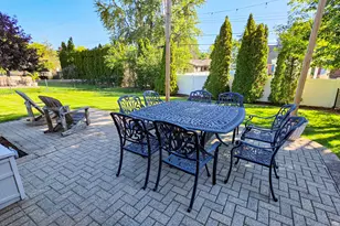 39244 Canterbury Dr, Harrison Township, MI 48045 - Photo 47