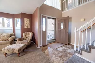 39244 Canterbury Dr, Harrison Township, MI 48045 - Photo 3