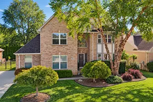 39244 Canterbury Dr, Harrison Township, MI 48045 - Photo 1