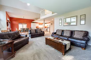 39244 Canterbury Dr, Harrison Township, MI 48045 - Photo 11