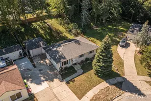 960 Walcott St SW, Wyoming, MI 49509 - Photo 3