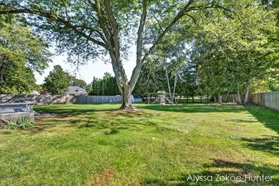 1938 Moerland Court NW, Grand Rapids, MI 49504 - Photo 47