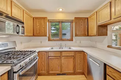 643 Crestview Street, Holland, MI 49423 - Photo 13