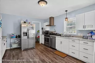 707 Sawyer Rd, Lansing, MI 48911 - Photo 17