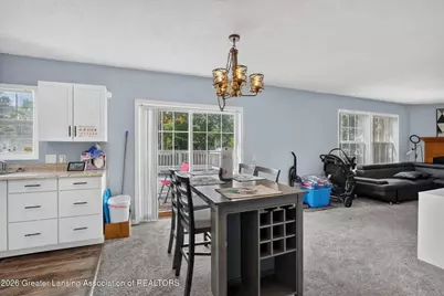 707 Sawyer Road, Lansing, MI 48911 - Photo 9