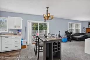 707 Sawyer Rd, Lansing, MI 48911 - Photo 9