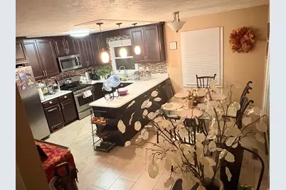706 North Drive E, Marshall, MI 49068 - Photo 5