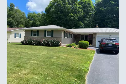 706 North Drive E, Marshall, MI 49068 - Photo 1