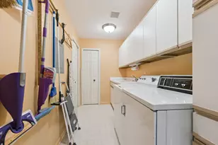 797 Deer Ct, Plymouth, MI 48170 - Photo 33